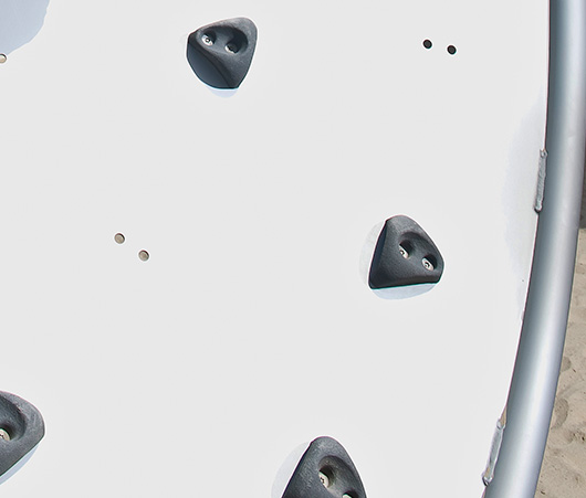 Mobius&reg; Climbers